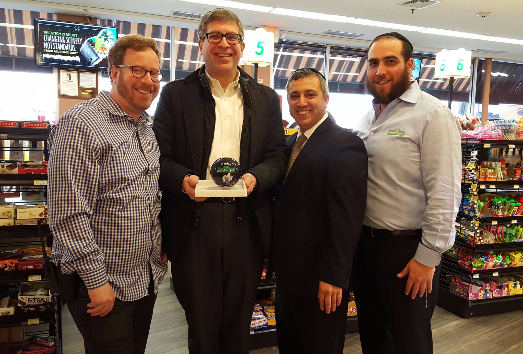 Photo 2 from Madraigos