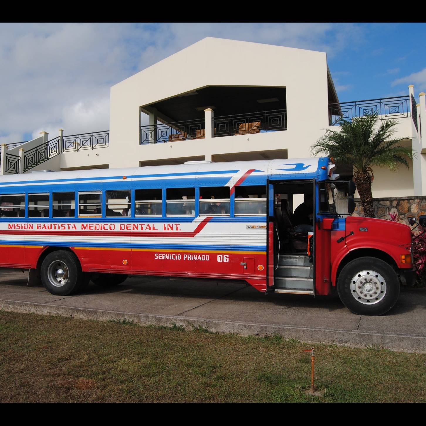 Photo 1 from Baptist Medical and Dental Mission International (BMDMI)