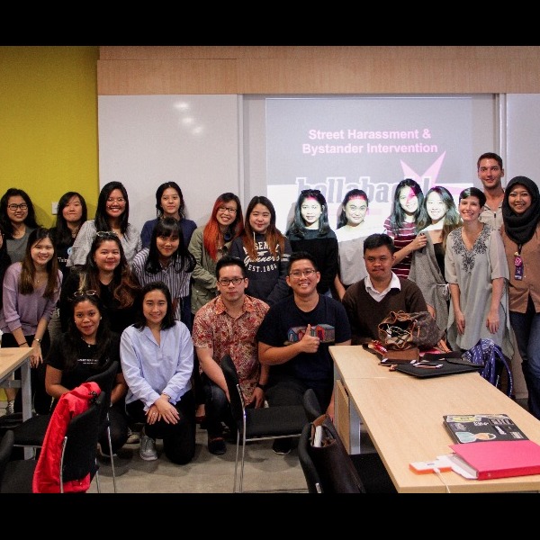 Photo 1 from Hollaback!