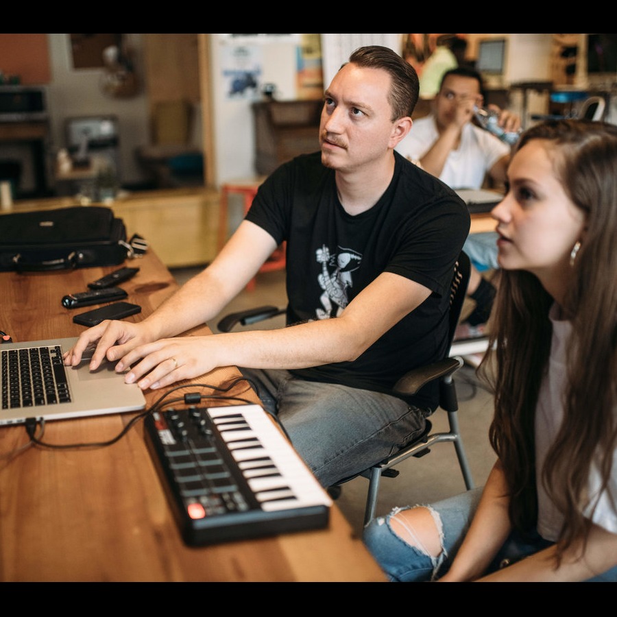 Photo 3 from Youth on Record