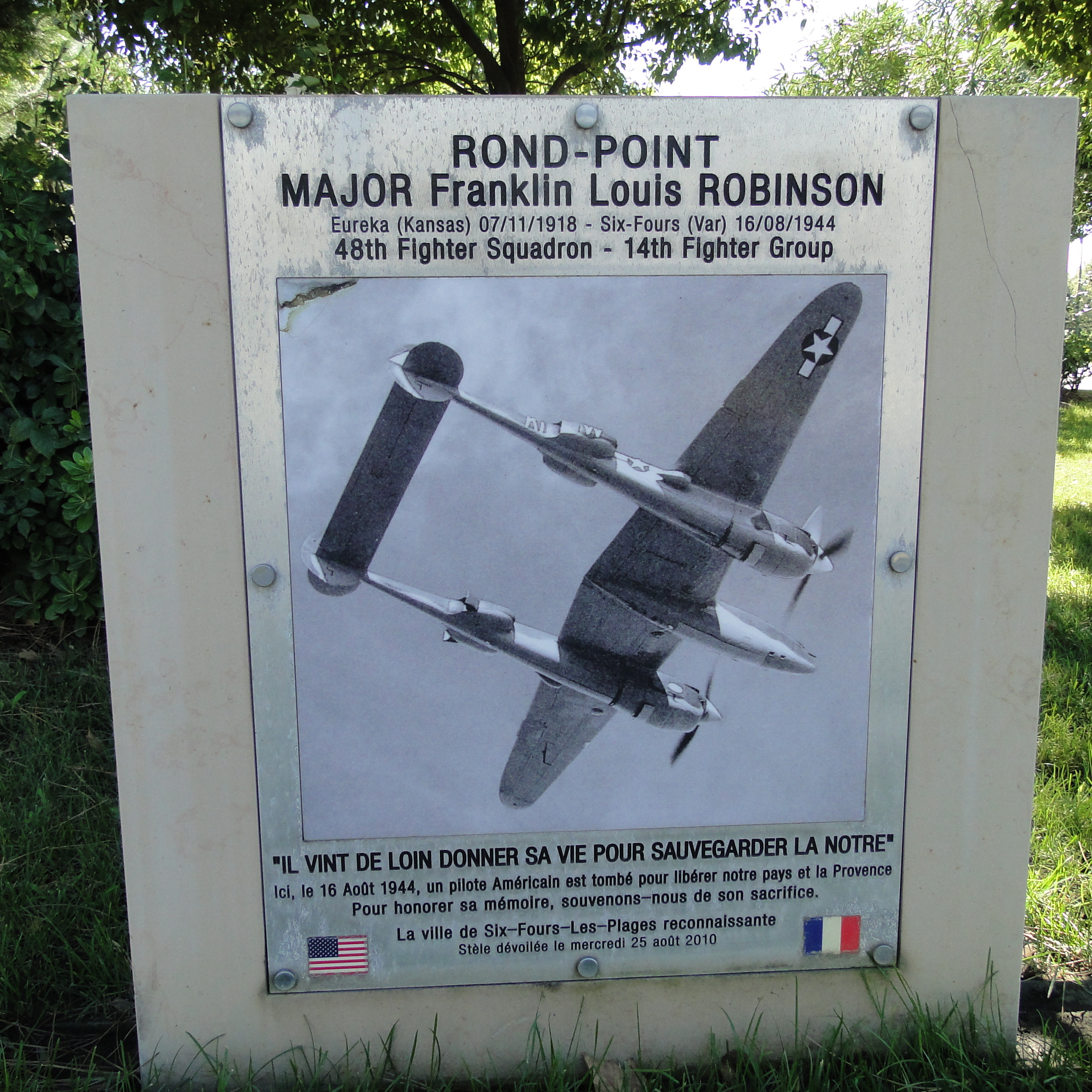 Photo 2 from American War Memorials Overseas, Inc.