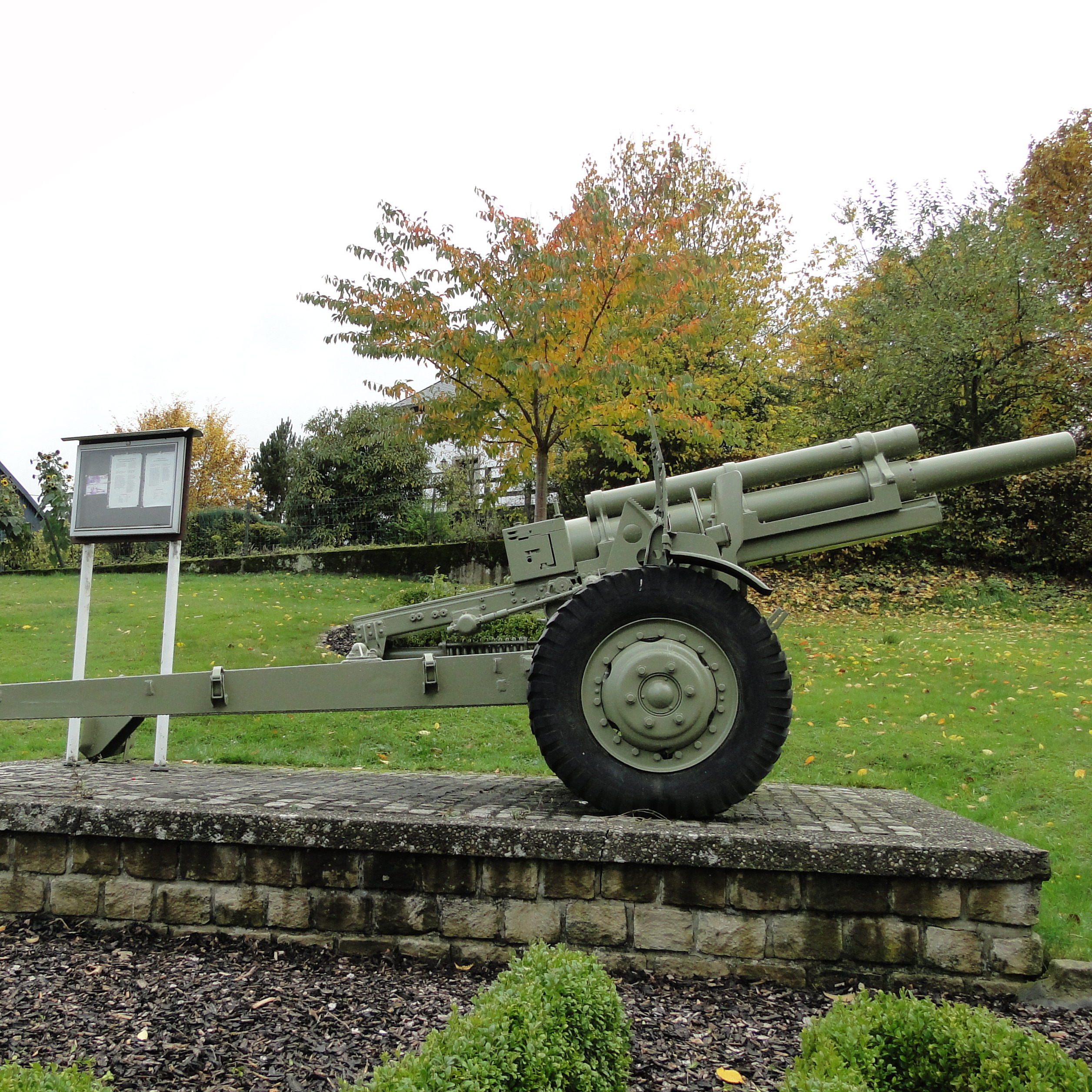 Photo 4 from American War Memorials Overseas, Inc.