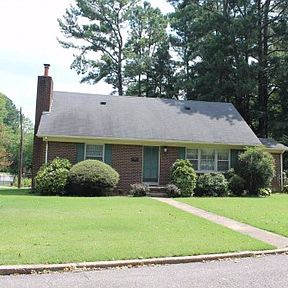 Photo 2 from Roots Inc