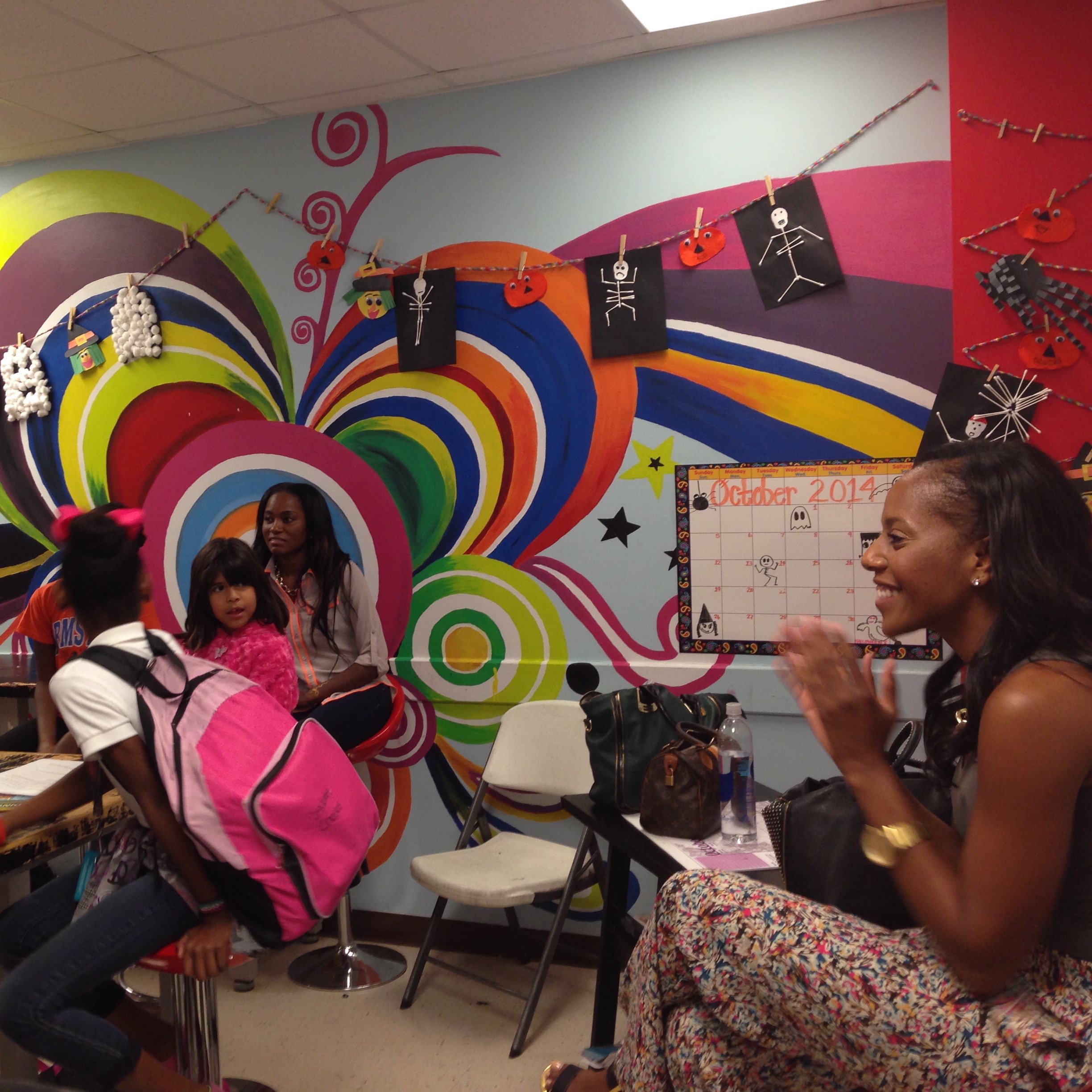 Photo 6 from 2 LIVVV