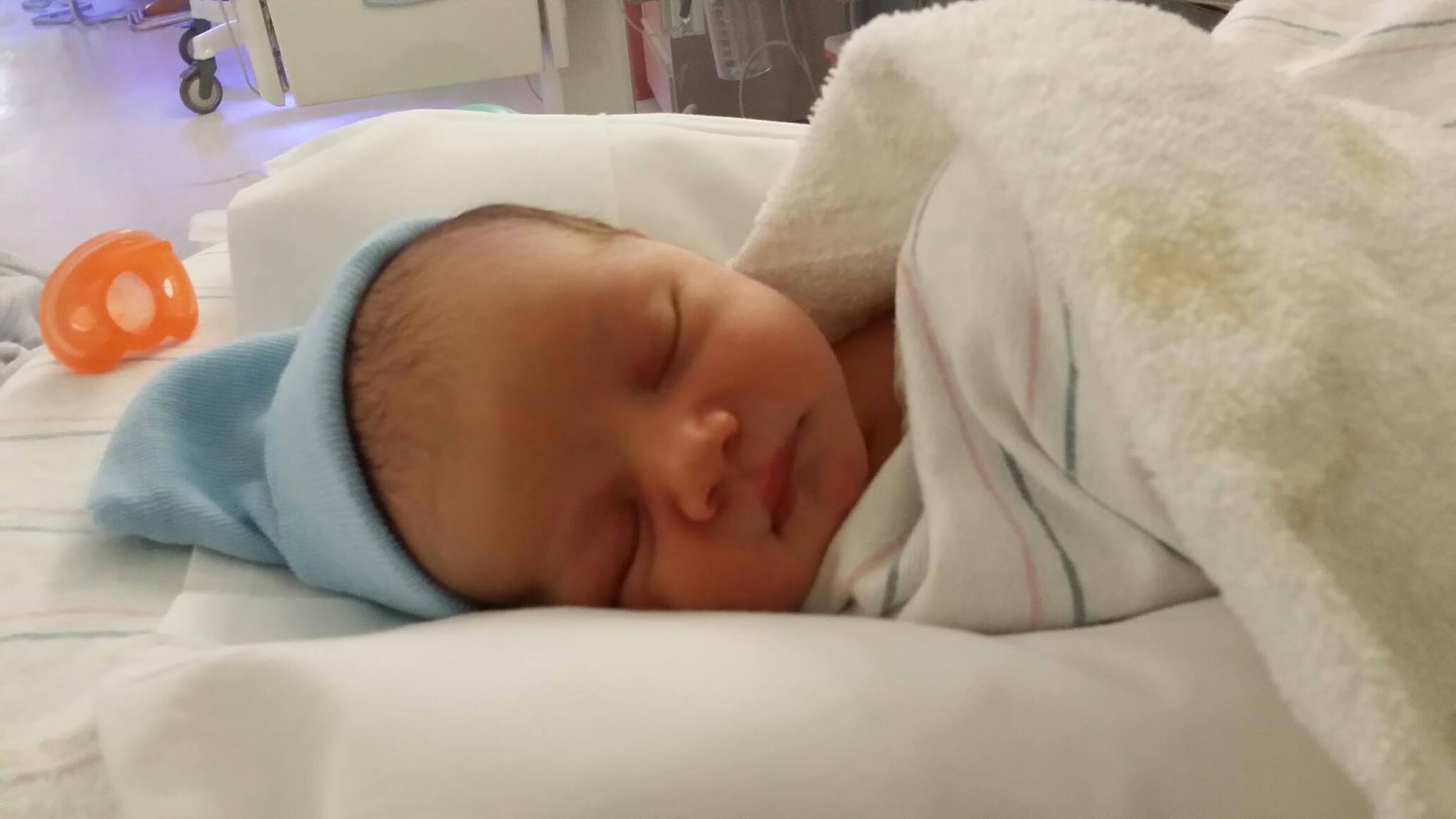 Photo 3 from HEARTBEAT AT 22